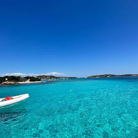 Davide'S Sardinian Escape - Centro Storico-5Min Di Auto Dal Mare Apartment