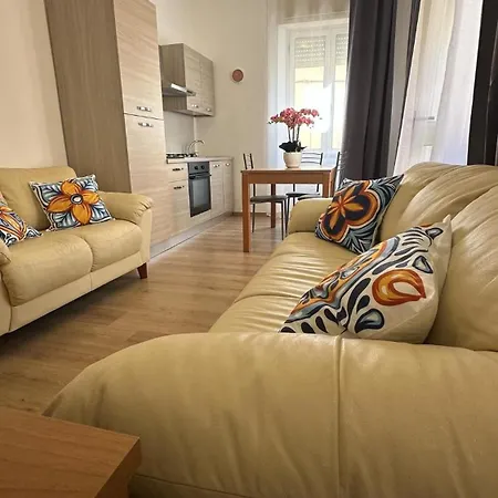 Davide's Sardinian Escape - Centro Storico-5min Di Auto Dal Mare Apartamento